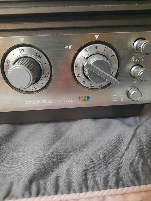 Tv antiga portatil