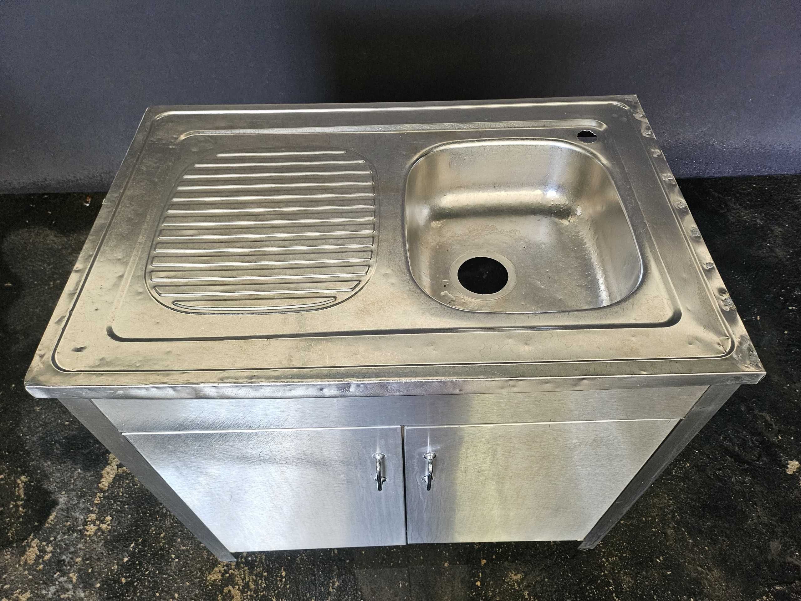 Bancada em inox com lava loiça
