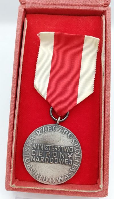 Stary medal odznaczenie kolekcja Za Zasługi Dla Obronności Kraju PRL