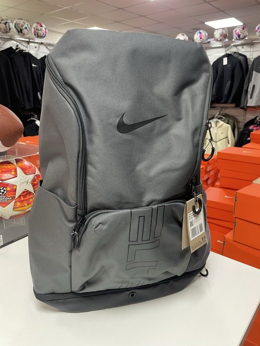 Рюкзак баскетбольний Nike Varsity Elite Backpack HM9965‑068