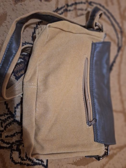 Продам сумку "Битва титанів"