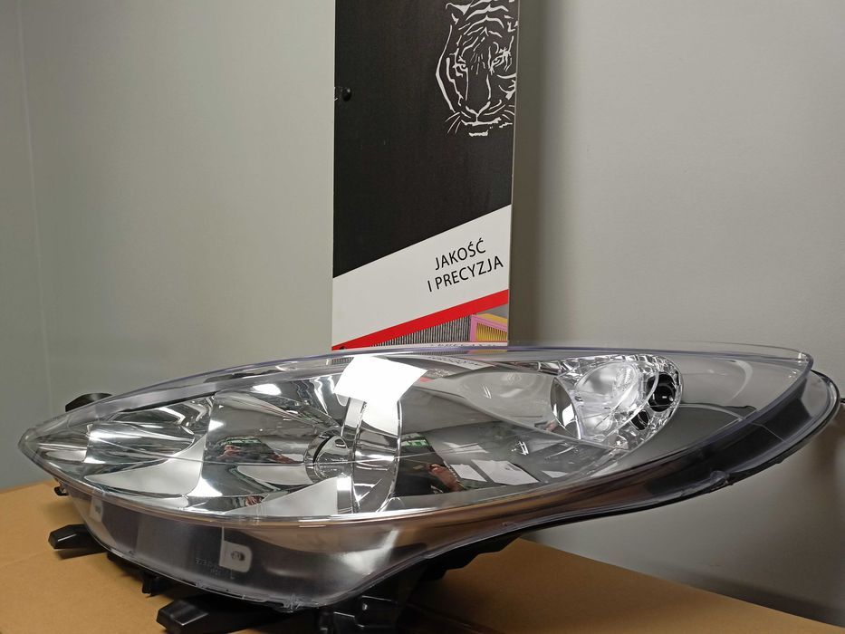 Peugeot 207 06- Lampa/Reflektor przód lewy /H7+H1