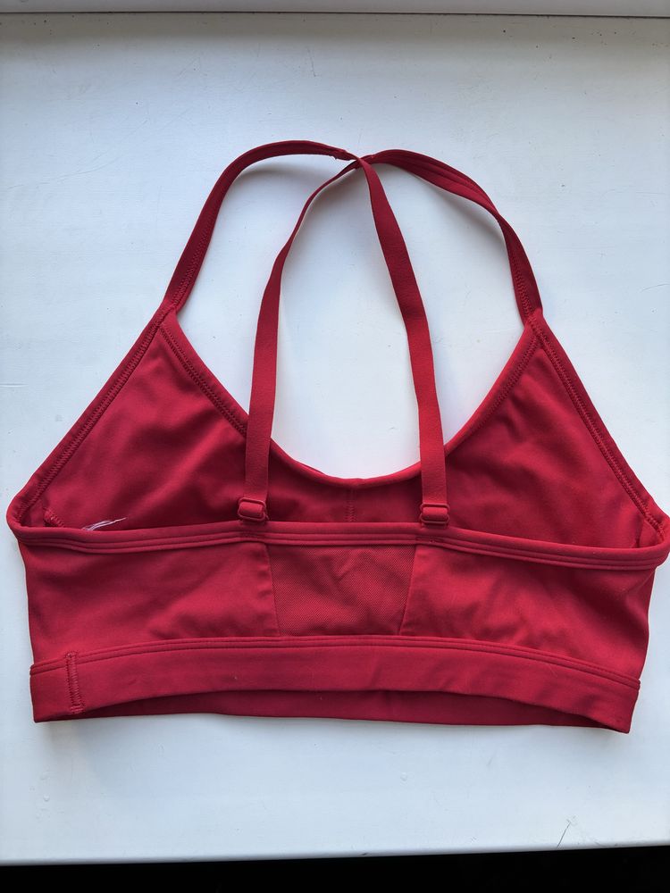 Спортивний топ Gymshark