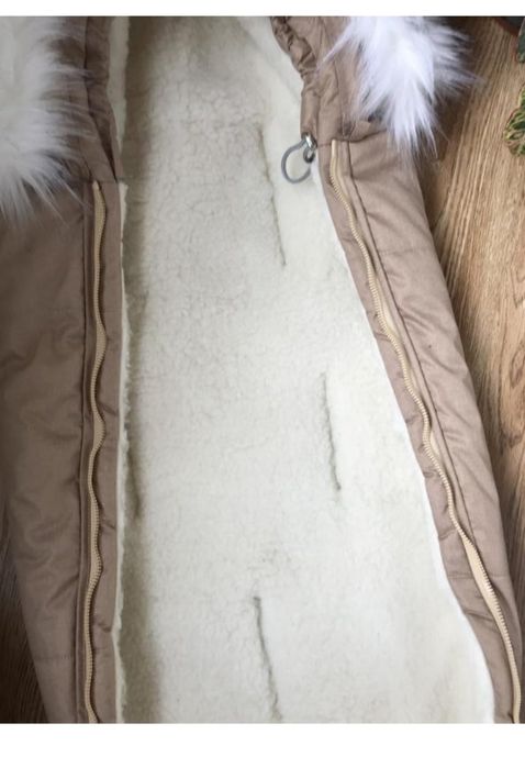 Кокон Доречi на овчине