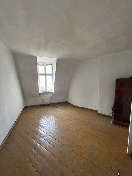 Wynajmę lokale użytkowe: 22m2 (5 piętro), 29m2 (piwnica), Tomaszowska