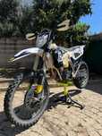 Husqvarna FE 250 de 2017 matrículada