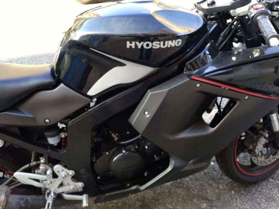 Hyosung GTR 250 RI