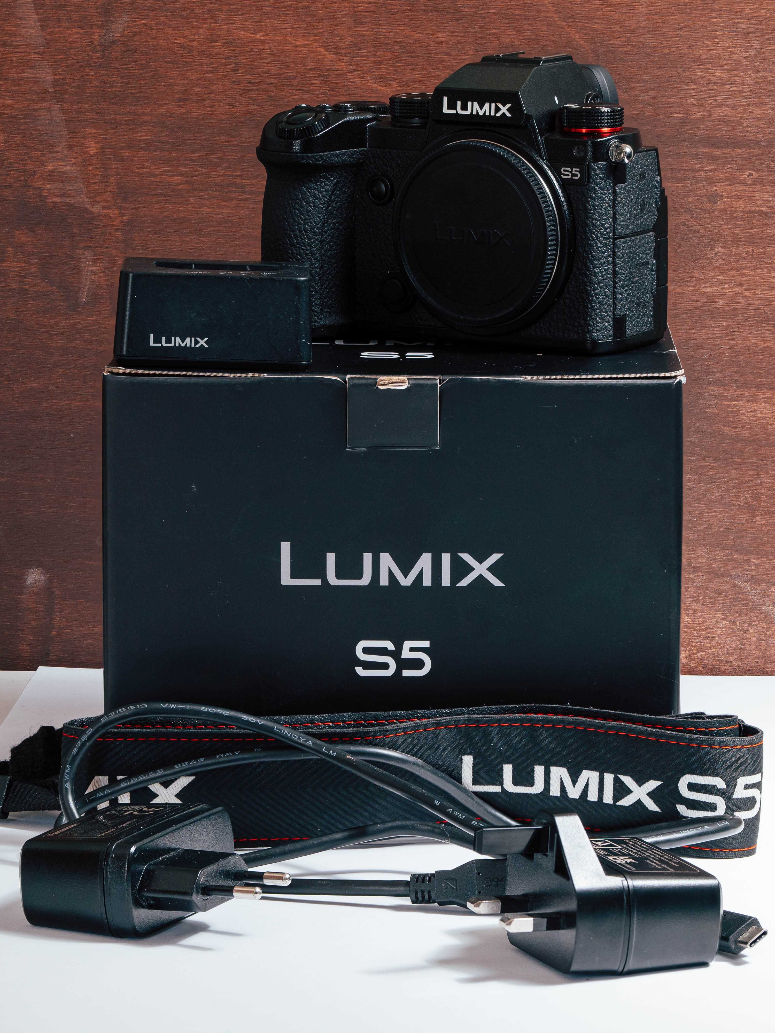 Panasonic Lumix S5