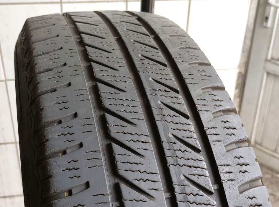 1x 215/65R16C Goodyear Vector4Seasons Cargo 5,53mm 2021r 109/107T