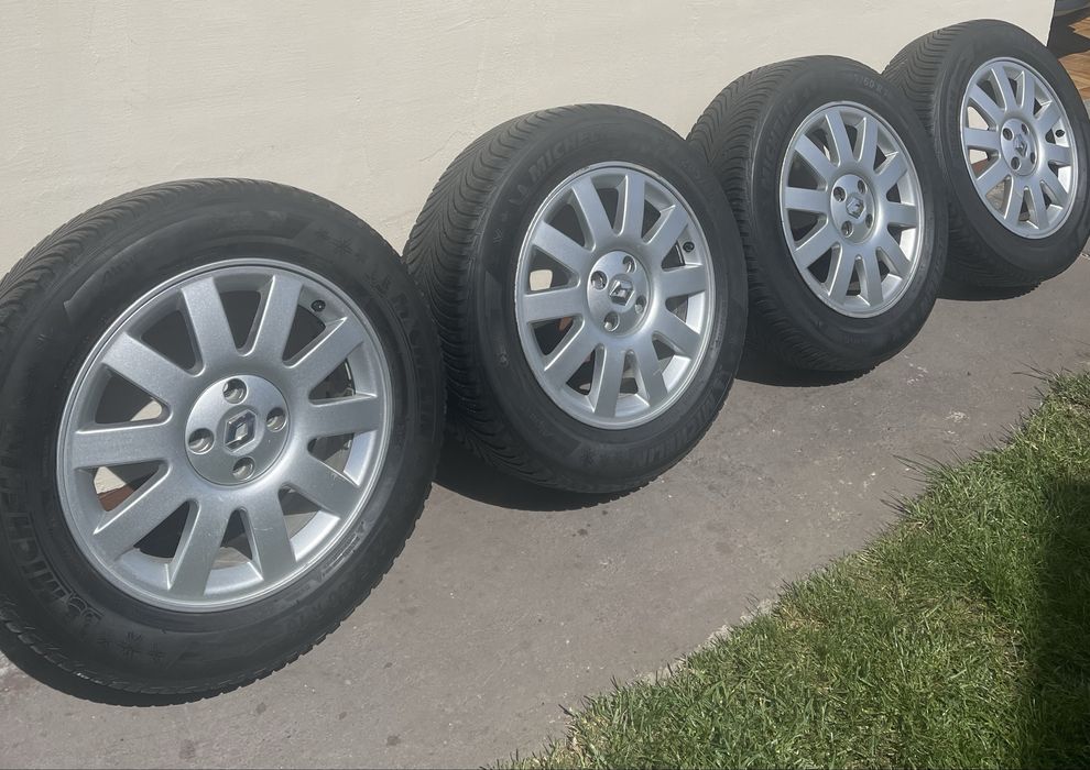 Felgi wraz z oponami  „16” Michelin wielosezon