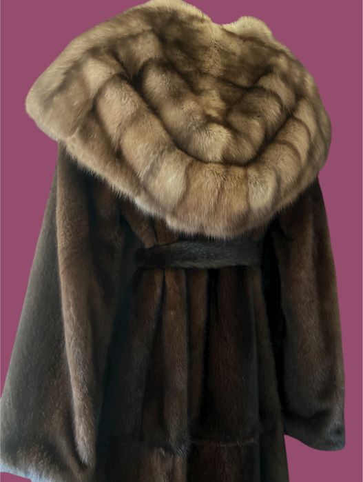 Шуба норка капюшон соболь баргузин