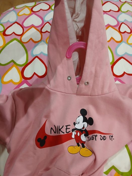 Conjuntos com carda 8 anos 5€ cada