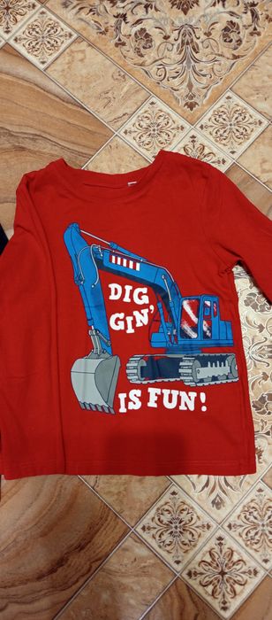 Кофточки на мальчика 4-5лет