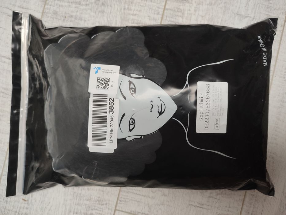 Czarna peruka jak prawdziwa gęsta wysoka jakość na opasce