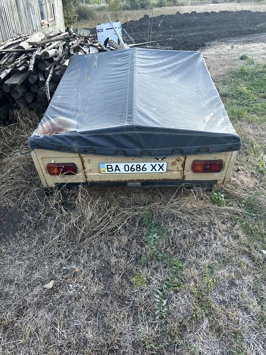 Прицеп автомобільний