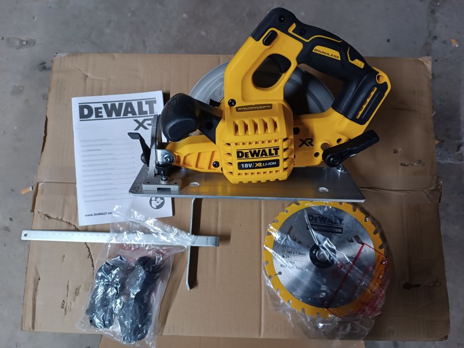 DeWalt DCS570n pilarka NOWA