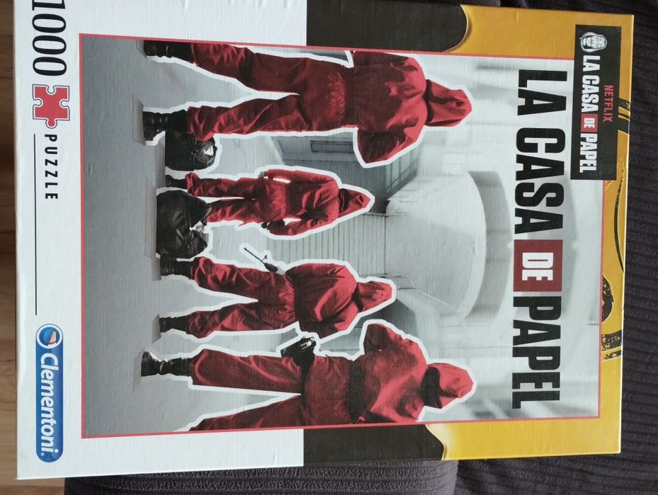 Puzzle Dom z papieru 1000