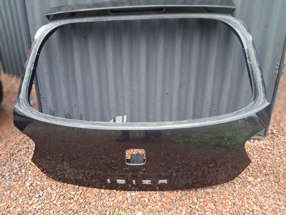 Klapa seat ibiza 4 .