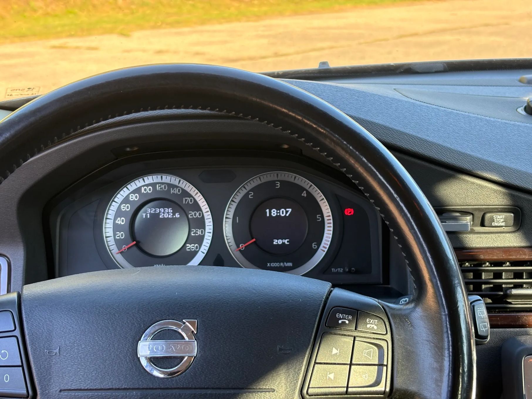 Volvo V70 VOLVO V70 2.0D Summum