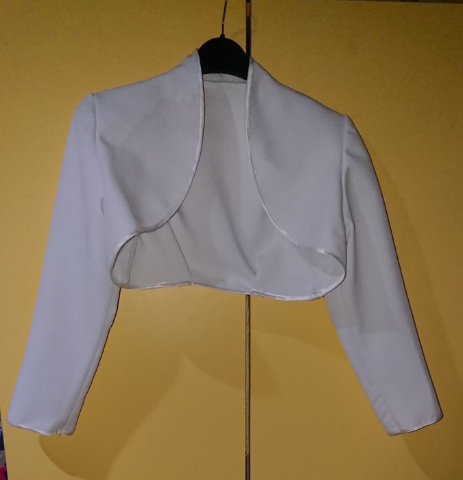 Sukienka komunijna r. 140/146 parafia Św. Michała w Siemianowicach Śl.