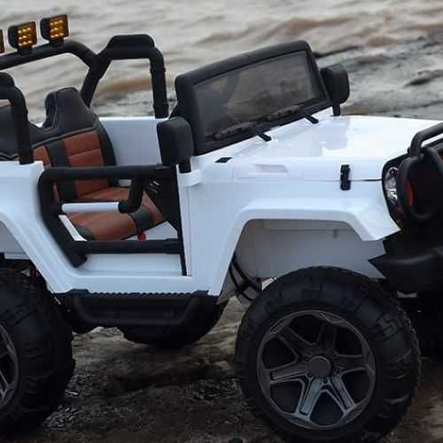 Pojazd Monster Jeep 4x4 regulacja siedziska