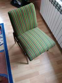 Fotelik, krzesło tapicerowane prl