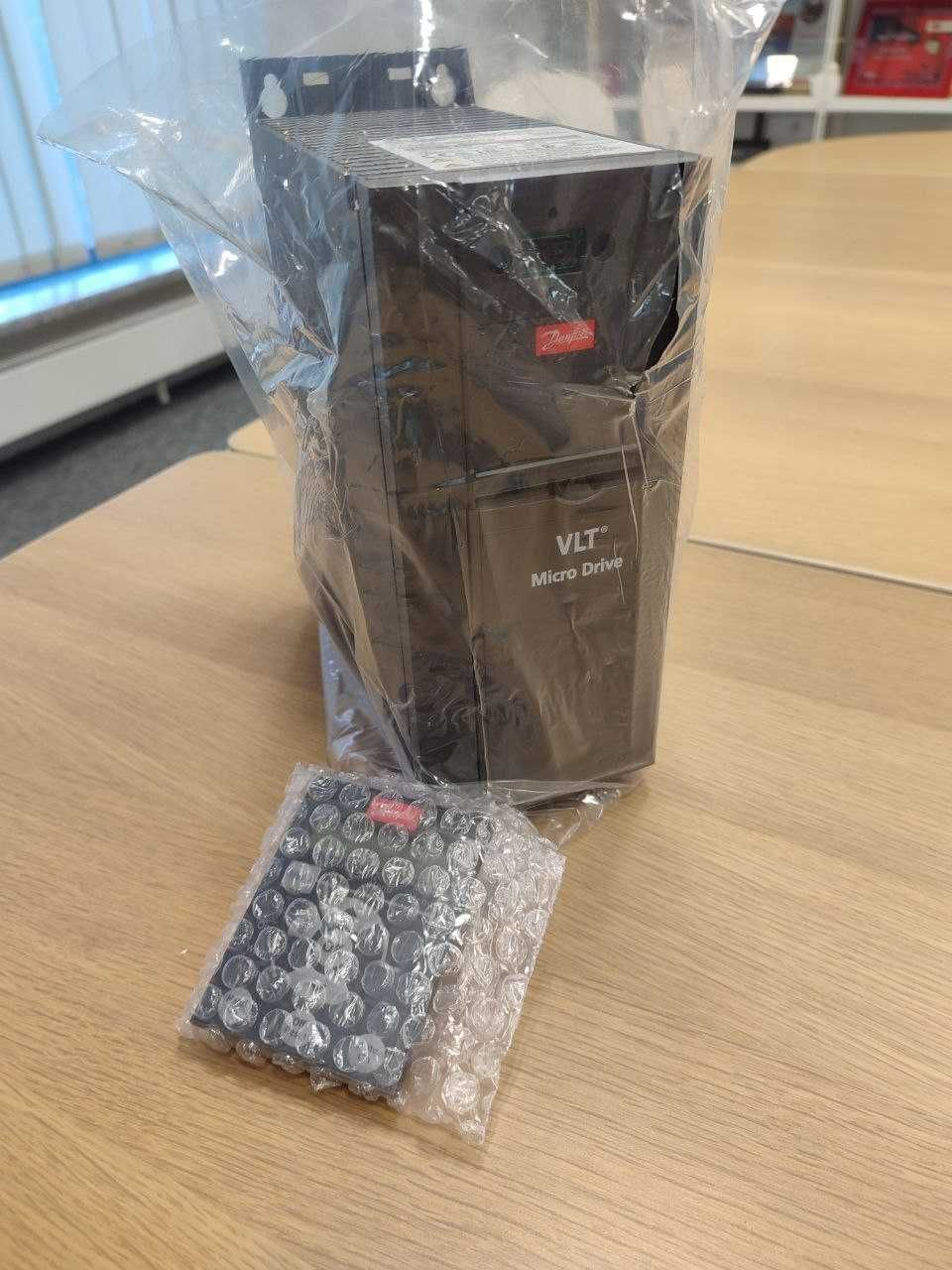 Falownik DANFOSS micro drive FC 51 NR.132F0030 7,5 KW