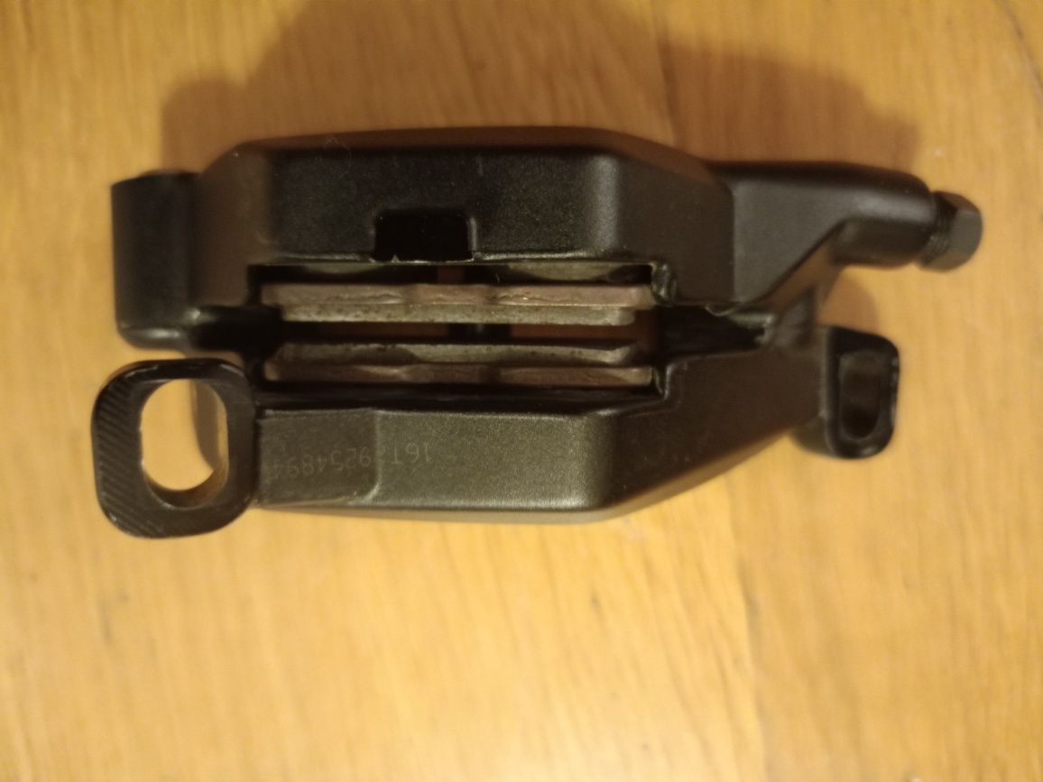 Hamulce SRAM DB8