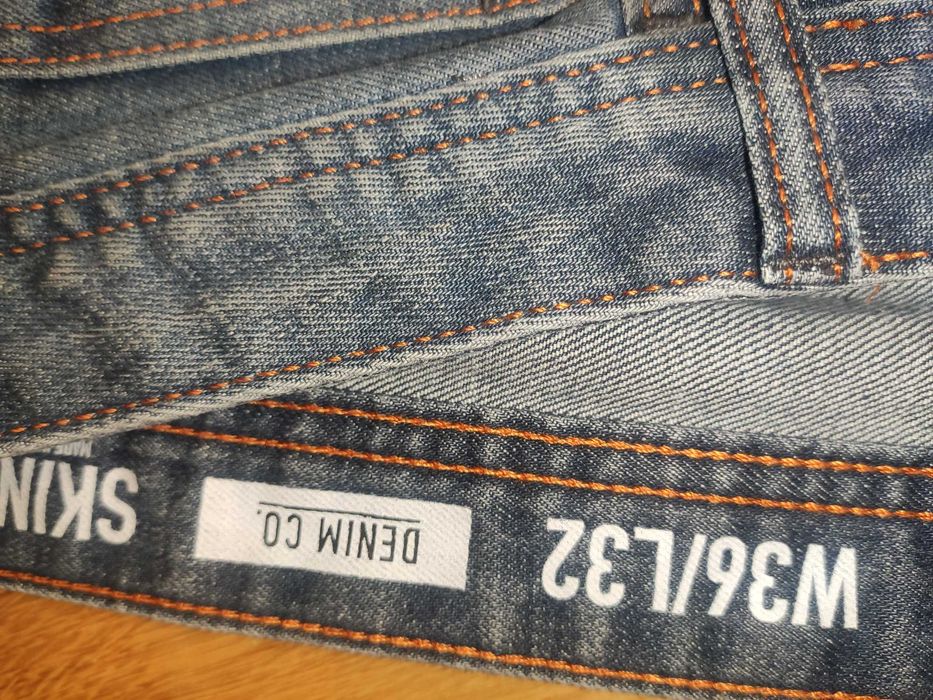 Spodnie męskie jeansy