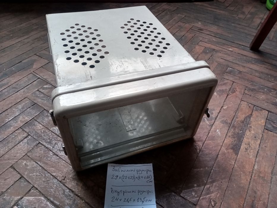 Від приладу. Корпус.