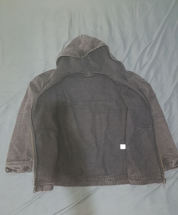 Джинсова куртка asos по біркам м,але по факту хл