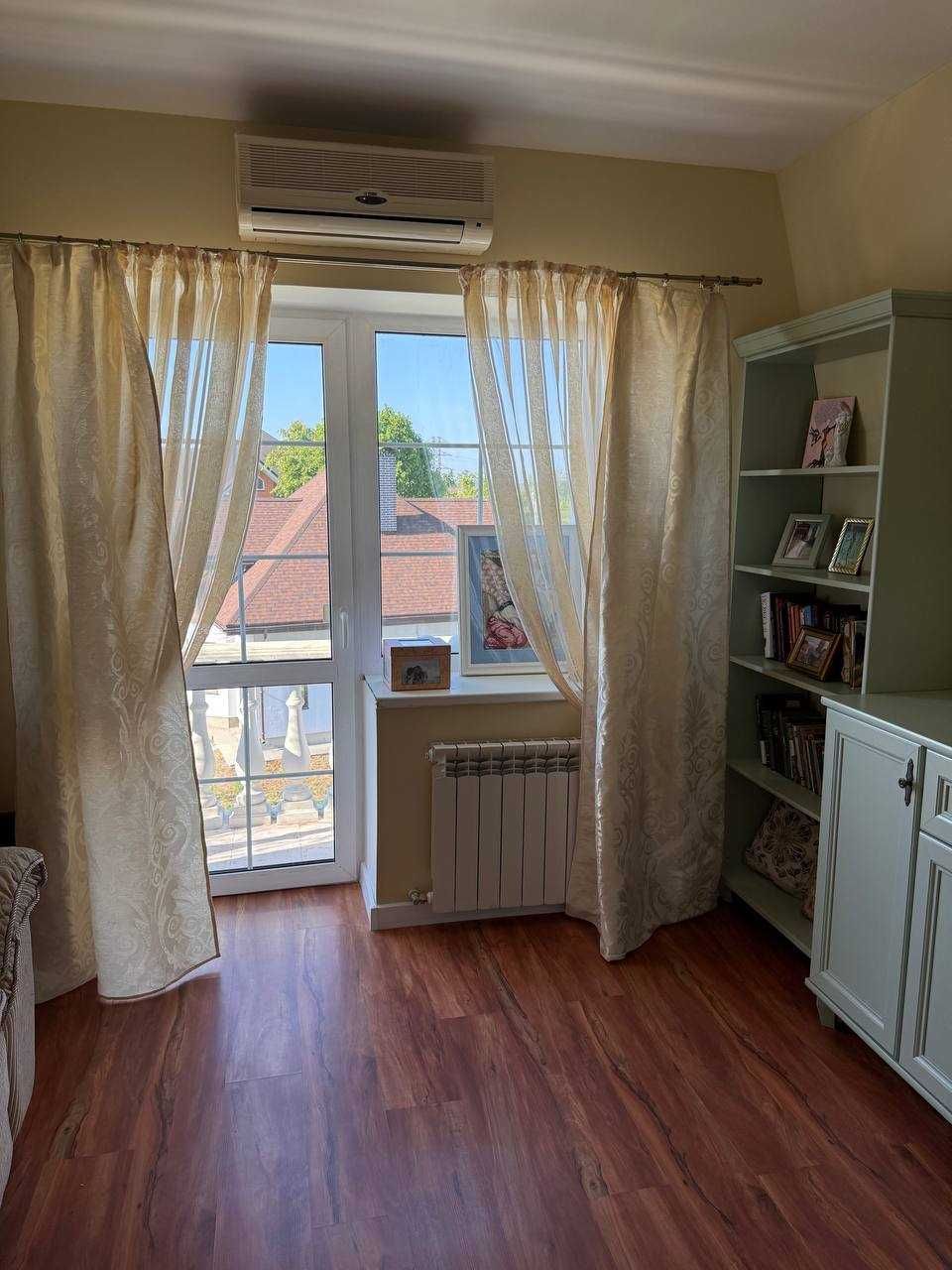 Продаж будинку 320м2, у с. Гореничі, Бучанський район. Без%