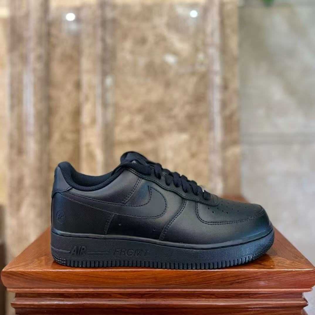 Nike Air Force 1 Low '07 Black r.42