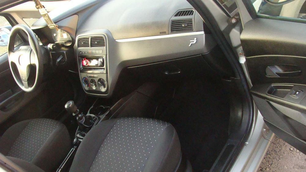 Grande PUNTO -Wspomaganie kierownicy -Klimatyzacja