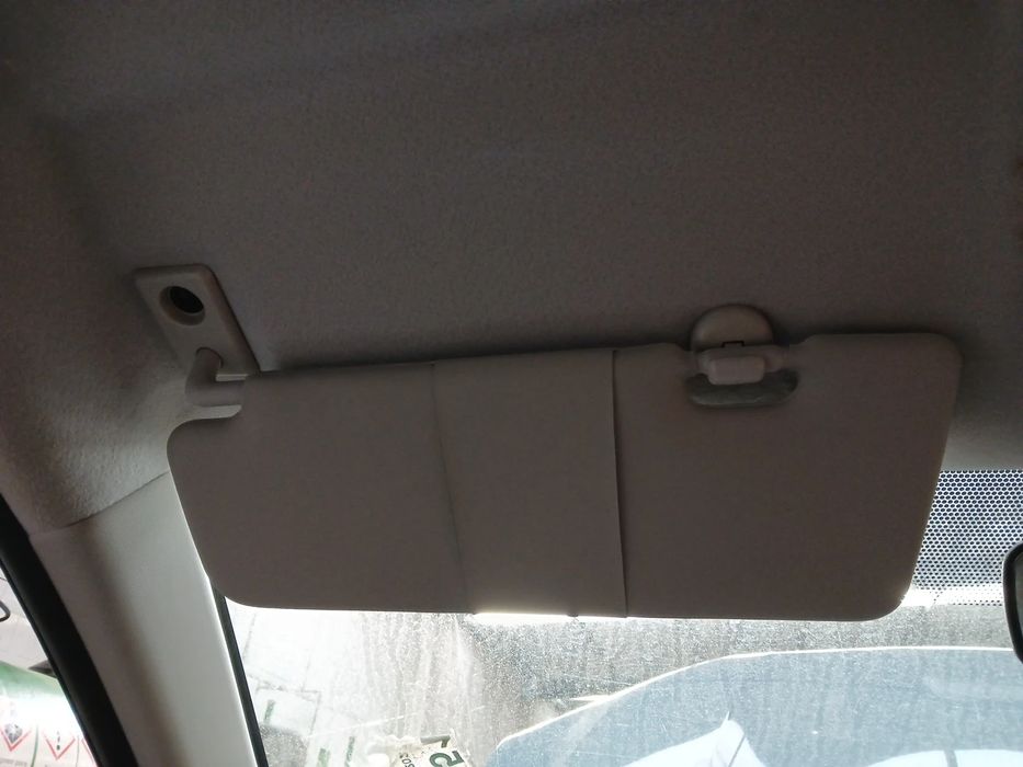 Pála de sol esquerda DACIA Spring