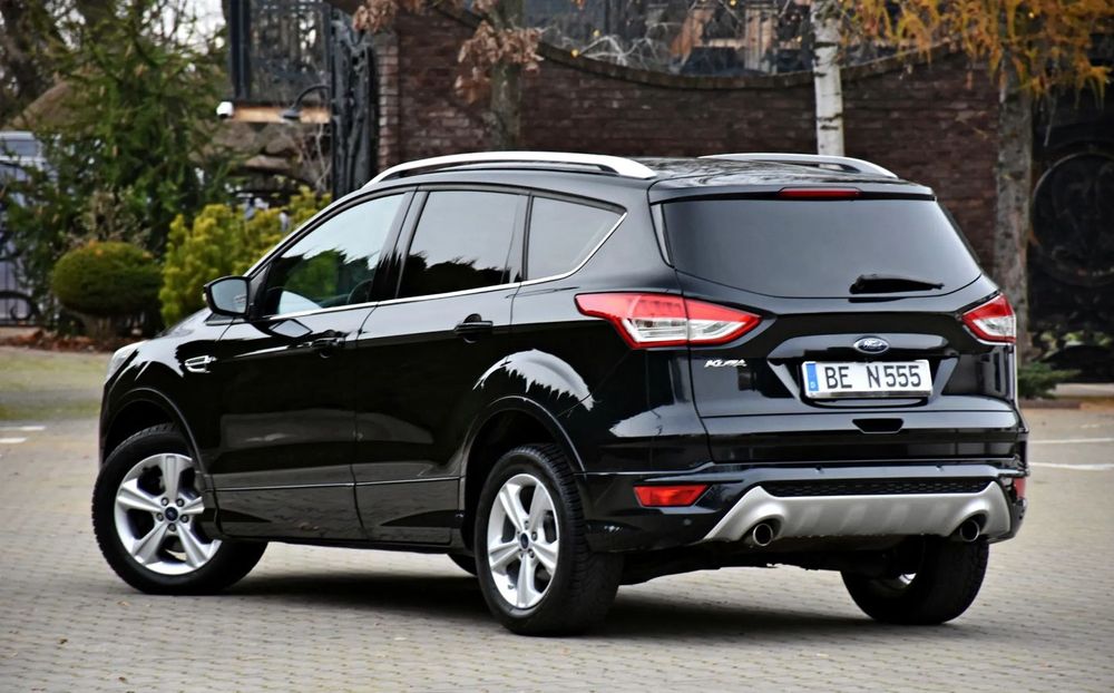 Ford Kuga 2013 року