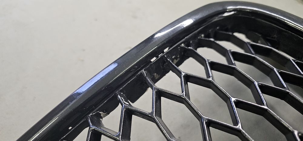 Grill plaster miodu Audi A4 RS4 B7 SLINE