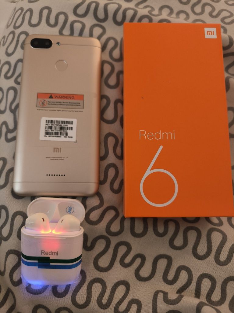 Xiaomi Redmi 6a novo + fone