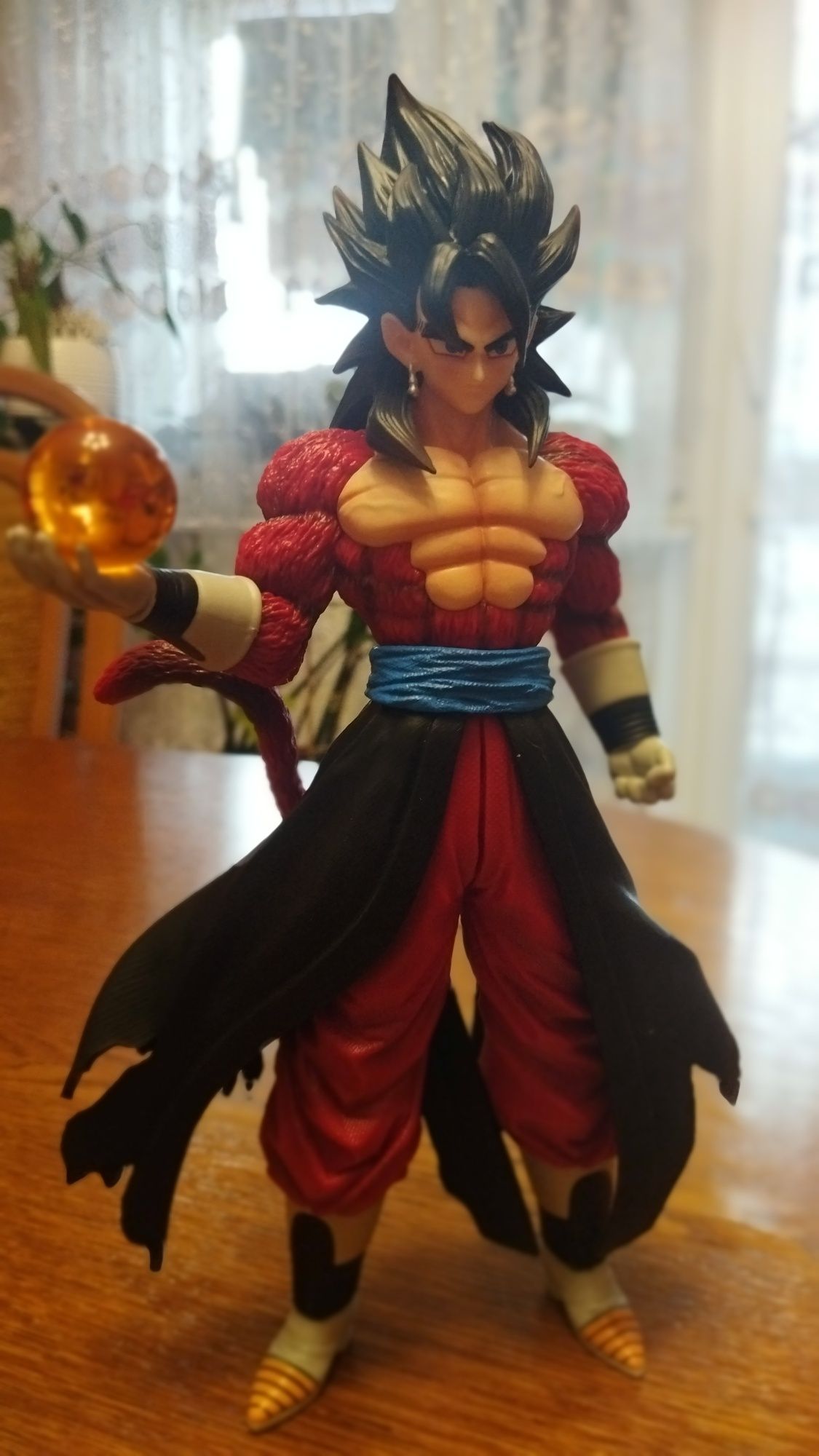 Figurka Dragon Ball Gogeta Ssj4 29cm