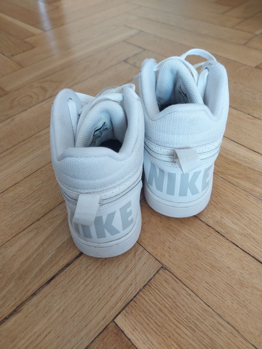 Nike Court Borough Mid2, białe, 38