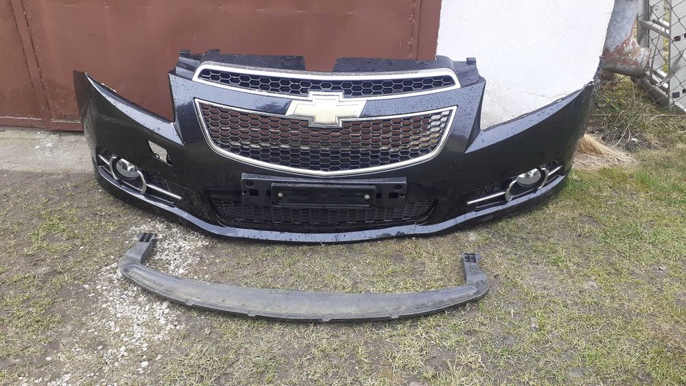 Zderzak chevrolet cruze - uszkodzona skorupa