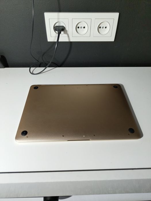 MacBook 12 retina 2015 компактний ноутбук