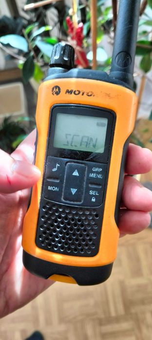 Krótkofalówka motorola T82 zasieg 10 km