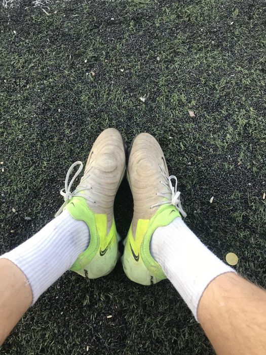 Бутсы Nike phantom. Елитки, профи ! 43 размер торг есть !