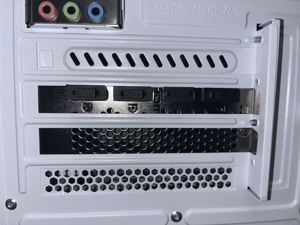 PC Gaming | RTX 4060 | R5 8400F | 32GB DDR5