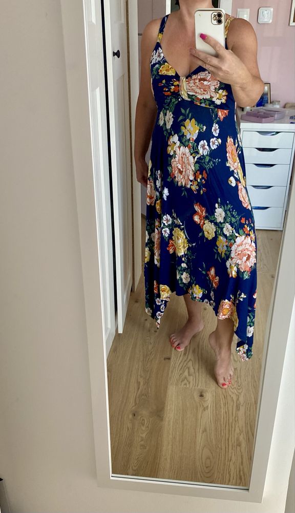 Body Flirt asymetryczna sukienka kwiaty 40/42