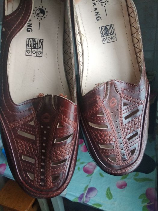 Туфлі жіночі 38р