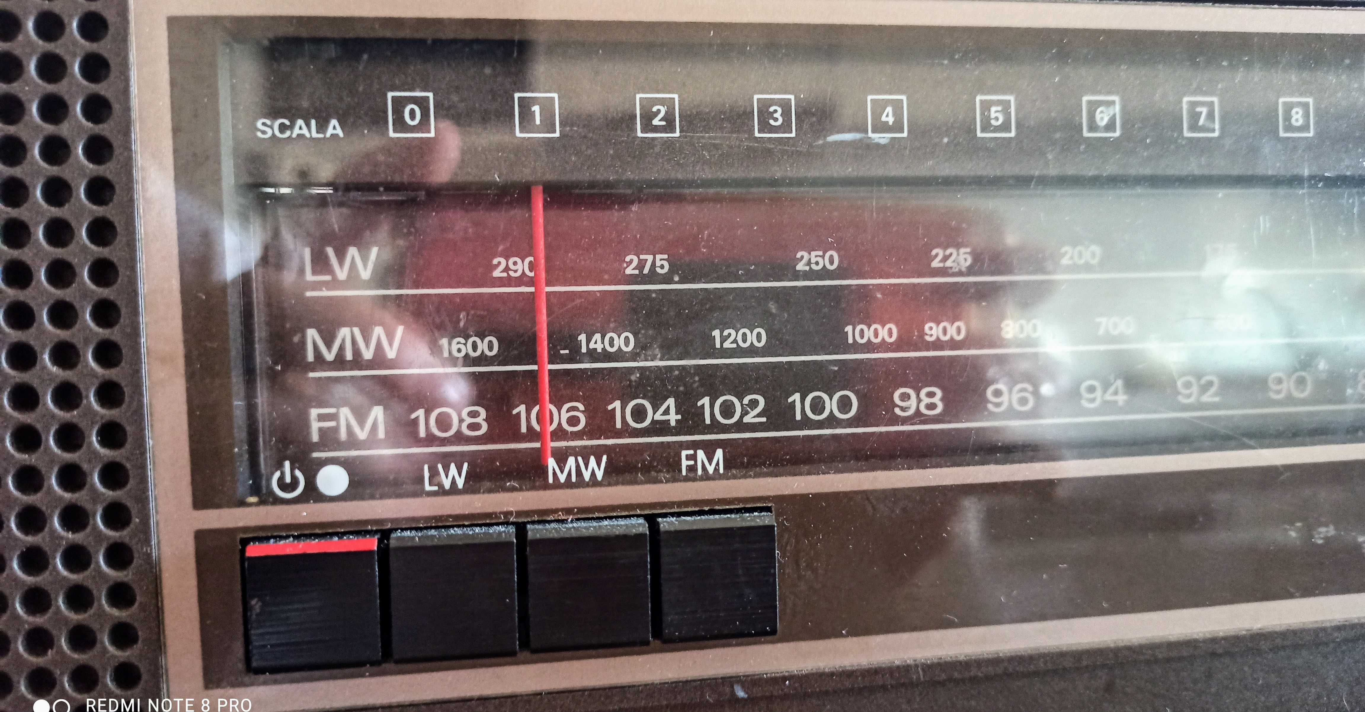 Excelente rádio Minerva