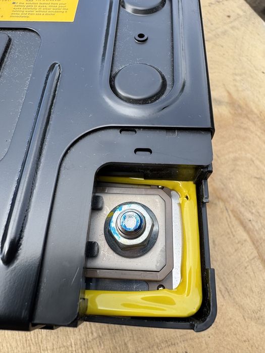 Батарея Yuasa Li-ion 8S1P lev 50 1440Wh