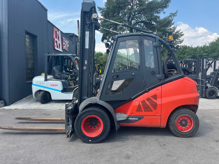 Навантажувач вилковий Linde H45T-01